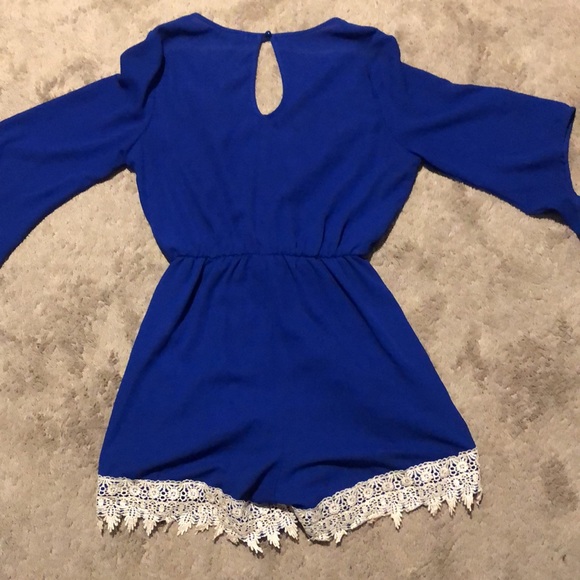Blue & Lace Romper size small - Picture 4 of 4